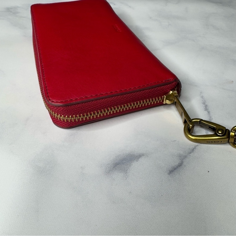 Fossil Emma Crimson RFID Zip Large Wristlet Wallet - Picture 4 of 9